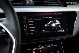 Audi e-tron, una nuova dimensione di guida