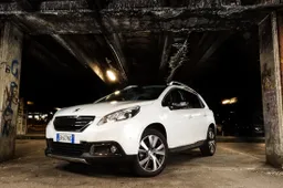 Peugeot 2008: la prova su strada e il test del Grip Control