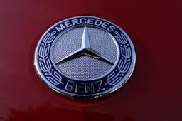 Mercedes-Benz e il fascino della guida en plein air protagoniste ad Auto e Moto d'Epoca 2015