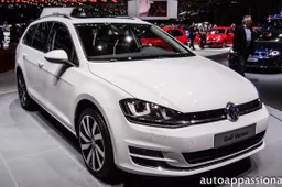 Volkswagen Golf Variant a Ginevra 2013