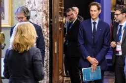Elkann al Parlamento Italiano: tra attacchi e risposte ecco il futuro Stellantis