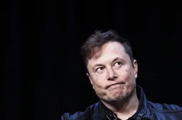 Tesla: alcuni azionisti chiedono un nuovo CEO al posto di Musk