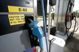 Dalla Francia il sistema che converte le auto al Superetanolo: costa 0,78 euro al litro