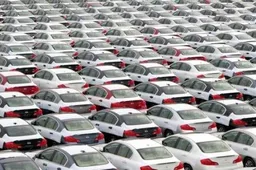 Mercato auto: Europa ottobre a +4,6%