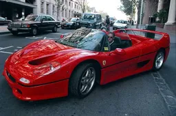 In vendita la Ferrari F50 appartenuta a Michael Schumacher con un dettaglio unico