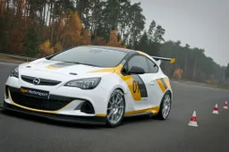 Opel torna al Nürburgring