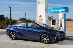 Toyota Mirai: 100.000 km con risultati entusiasmanti