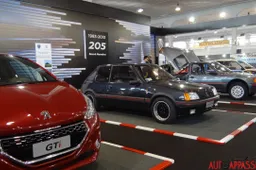 LIVE - Peugeot ad Auto e Moto d’Epoca 2013