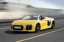 Audi R8 Spyder V10 [VIDEO]