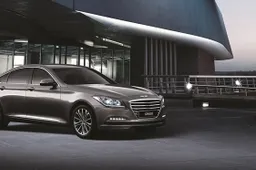 Nuova Hyundai Genesis premiata con l'International Forum Product Design Award 2014