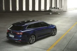 Renault Talisman Sporter: prime informazioni in attesa del debutto a Francoforte