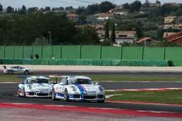 Carrera Cup Italia 2015: al Mugello la sfida finale tra Agostini e Ledogar