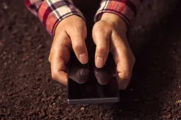 L’assicurazione si stipula con lo smartphone: ecco lo studio