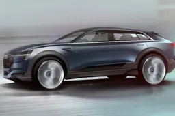 Audi e-tron quattro concept al Salone di Francoforte IAA 2015