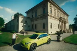 La nuova Abarth protagonista nell’ultima videoclip della hit di Fedez e Clara [VIDEO]