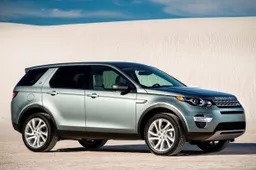 Land Rover Discovery Sport si aggiudica le Cinque Stelle NCAP