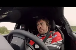 Fernando Alonso prova la Toyota GR Yaris: ecco le sue impressioni [VIDEO]