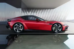 Ferrari, apertura ai biocarburanti: c’è un futuro per i V12