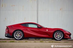 Tamponamento causato da una Ferrari 812 Superfast ripreso dalla dashcam [VIDEO]
