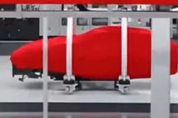 Ferrari elettrica svelata per sbaglio? Nel nuovo e-bulding viene il dubbio