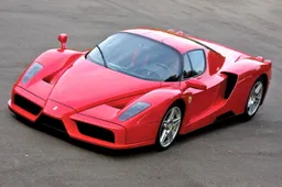 Ferrari Enzo, l'ultima supercar di Maranello della vecchia scuola