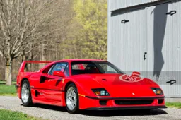 Ferrari F40: da RM Sotheby’s un esemplare da veri intenditori [GALLERY]