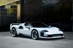 Ferrari SC40: la nuova One-Off  del Cavallino che omaggia la F40. Cosa si nasconde sotto