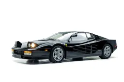 Cinque Ferrari Testarossa all’asta: sono nere e rarissime