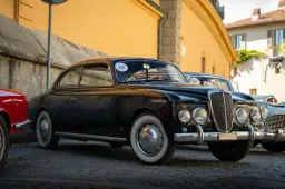 Lancia festeggia il compleanno: 118 anni di passione, guardando avanti