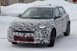 Nuova FIAT 600: prime foto spia, ecco quando esce