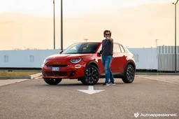 FIAT 600e, la prova su strada del B-SUV elettrico torinese