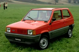 Fiat Panda compie 40 anni: la storia dell’icona italiana