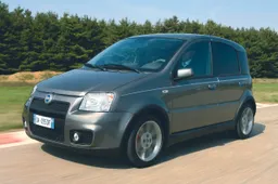 Panda 100 HP: la piccola Fiat che voleva essere più di una citycar