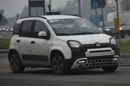 FIAT Pandina: ripresa su strada la nuova Panda ibrida