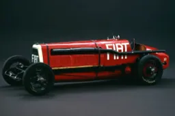 Un secolo di vita per FIAT Mefistofele