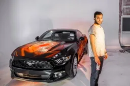La Ford Mustang si veste a tono per Halloween [VIDEO]