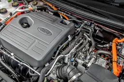 Ford Kuga Hybrid: focus tecnico sull'ibrido "di mezzo" dell'Ovale