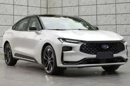 Nuova Ford Mondeo 2022: eccola, ma niente Italia [FOTO]