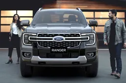 Ford Ranger Platinum 2023: la top di gamma punta al lusso