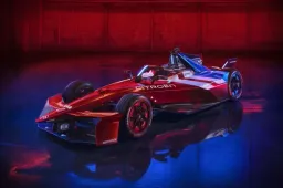 Citroën entra in Formula E con la monoposto più veloce di sempre: ecco la GEN3 Evo tricolore