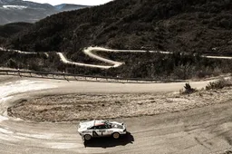L’esperienza a bordo della Lancia Stratos: Tavares al traguardo del Rally Storico di Monte Carlo