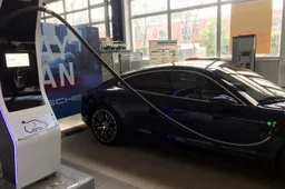 kWngo: la nuova stazione di ricarica ultraveloce alimentata ad energia solare