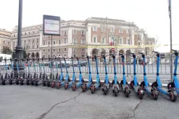 Con il nuovo Codice della Strada i monopattini in sharing sono a rischio? I dati a favore della sicurezza