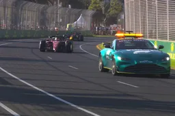 La Safety Car Aston Martin è troppo lenta, meglio una Ferrari: la "proposta" firmata Leclerc