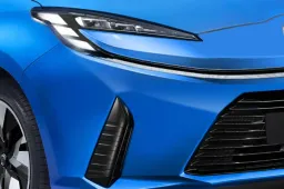 Nuova Toyota Yaris 2026: ecco come cambia con il restyling