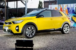 Stonic Club: Kia lancia il crossover urbano [VIDEO]