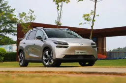 Un’elettrica al minuto: il “record” dei cinesi di GAC Aion