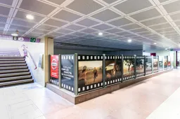 La nuova Nissan Micra nella stazione Garibaldi FS Nissan di Milano