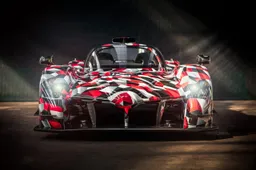 Toyota GR Super Sport: in pista si mostra in anteprima mondiale