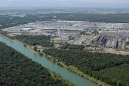 Groupe PSA pronta a produrre mascherine chirurgiche